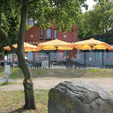 Hotel Hafenresidenz شترالسوند المظهر الخارجي الصورة