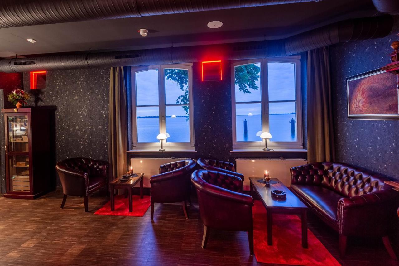 Hotel Hafenresidenz شترالسوند المظهر الخارجي الصورة