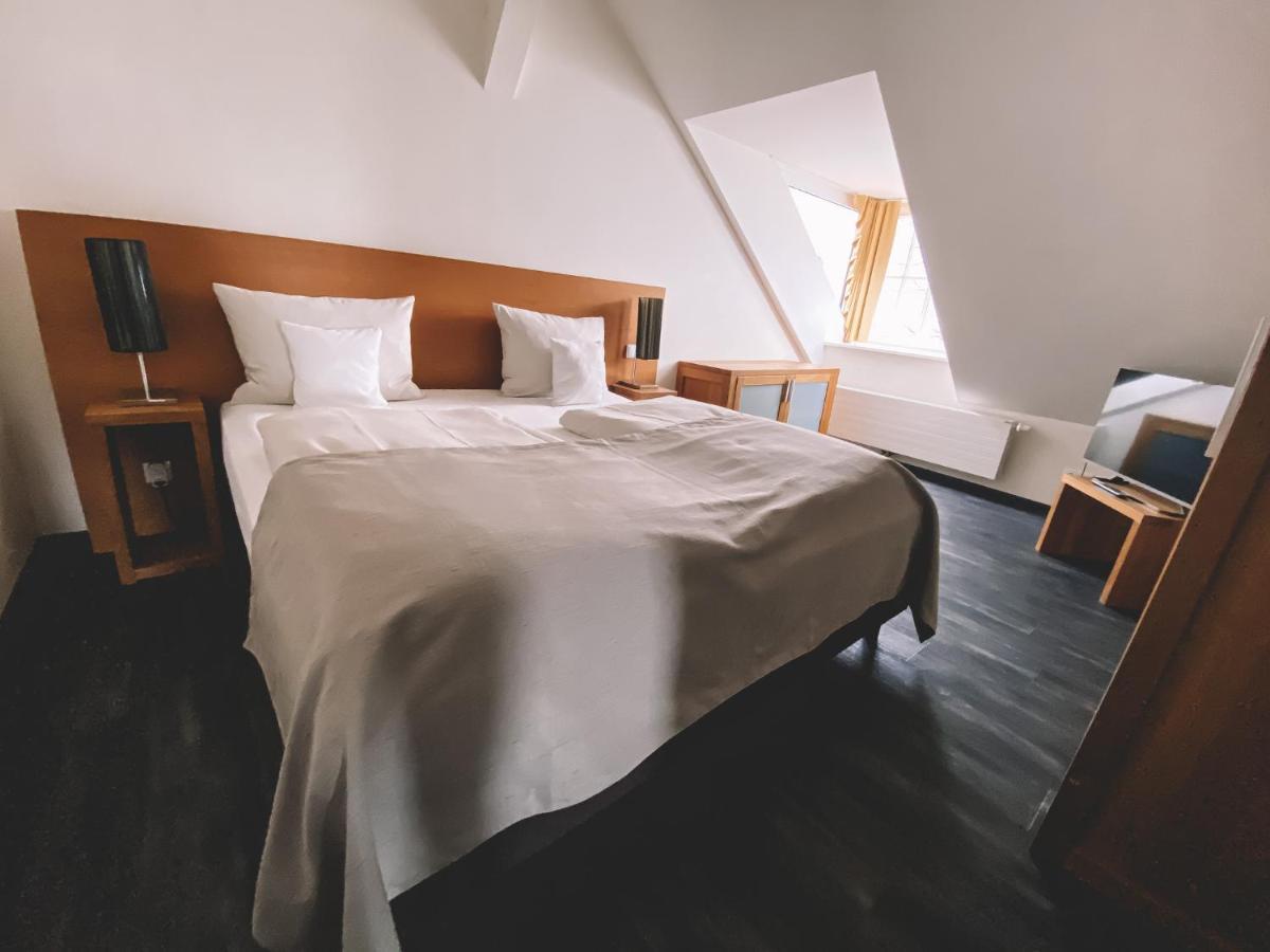 Hotel Hafenresidenz شترالسوند المظهر الخارجي الصورة