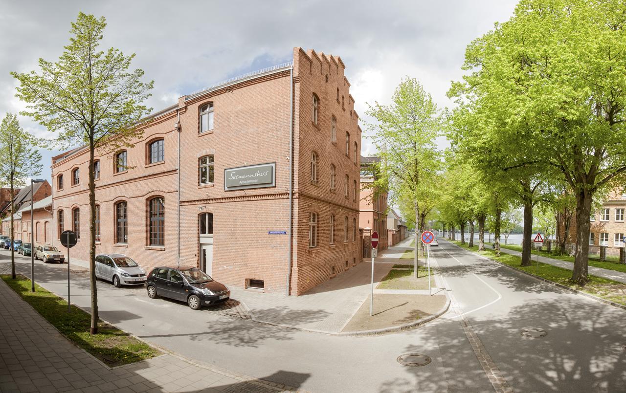 Hotel Hafenresidenz شترالسوند المظهر الخارجي الصورة